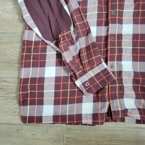 Wrangler ATG Regular Fit Long Sleeve Plaid Button Down Shirt Mens XL - Picture 4 of 16